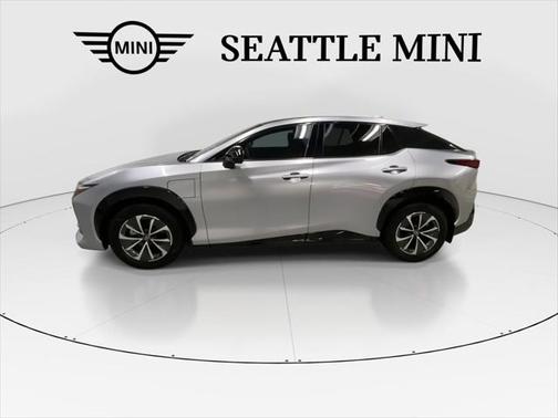 2023 Lexus RZ 450e Luxury