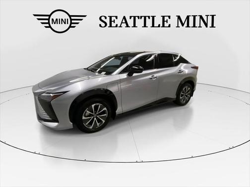 2023 Lexus RZ 450e Luxury