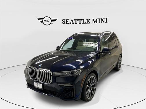 Carbon Black Metallic 2021 BMW X7 xDrive40i