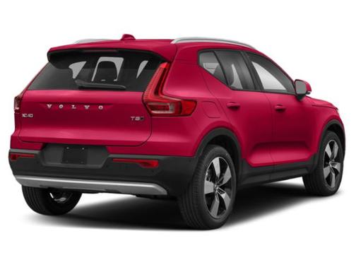 Fusion Red Metallic 2020 Volvo XC40 T5 Momentum