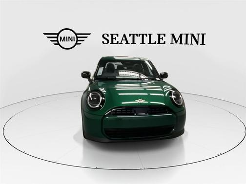 British Racing Green IV Metallic 2026 MINI Hardtop Cooper