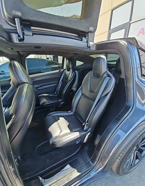 2022 Tesla Model X Plaid Tri Motor All-Wheel Drive