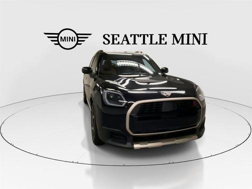 Midnight Black II Metallic 2026 MINI Countryman Cooper S ALL4