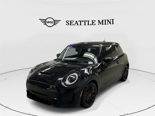 Midnight Black II 2024 MINI Hardtop Cooper S