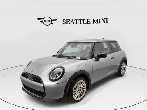 2025 MINI Hardtop Cooper