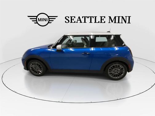 2025 MINI Hardtop Cooper