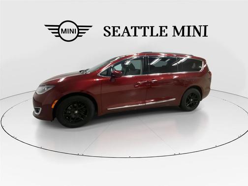 Velvet Red Pearlcoat 2017 Chrysler Pacifica Touring-L