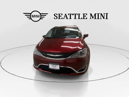 Velvet Red Pearlcoat 2017 Chrysler Pacifica Touring-L
