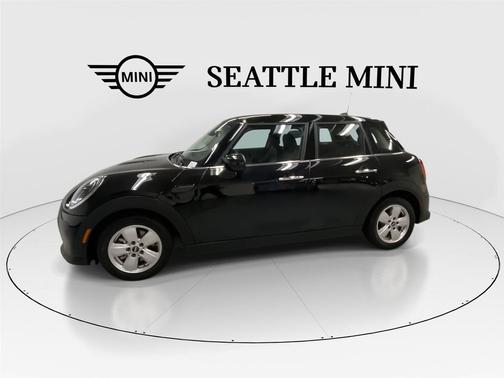 2022 MINI Hardtop Cooper