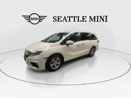 White Diamond Pearl 2019 Honda Odyssey EX-L