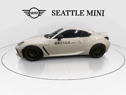 Halo 2023 Toyota GR86 Premium