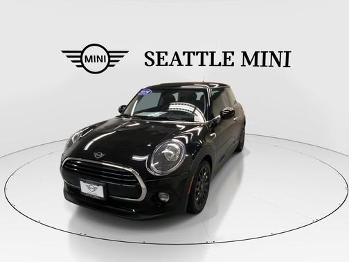 Midnight Black Metallic 2019 MINI Hardtop Cooper