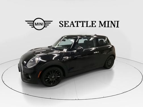 Midnight Black Metallic 2019 MINI Hardtop Cooper