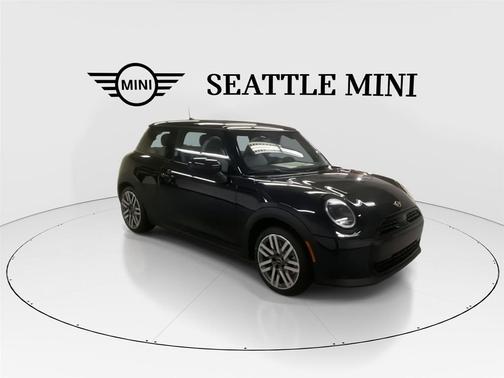Midnight Black II Metallic 2026 MINI Hardtop Cooper