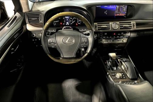 2017 Lexus LS 460 L