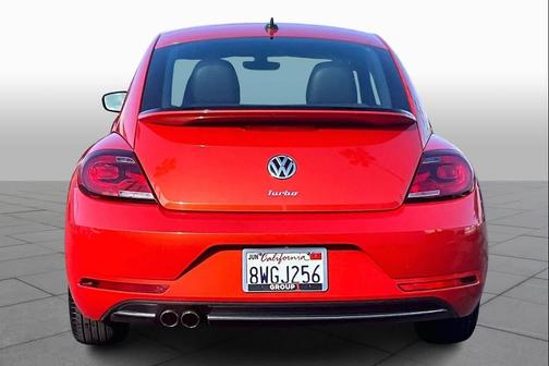 2017 Volkswagen Beetle 1.8T SE