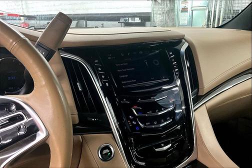 2019 Cadillac Escalade Platinum