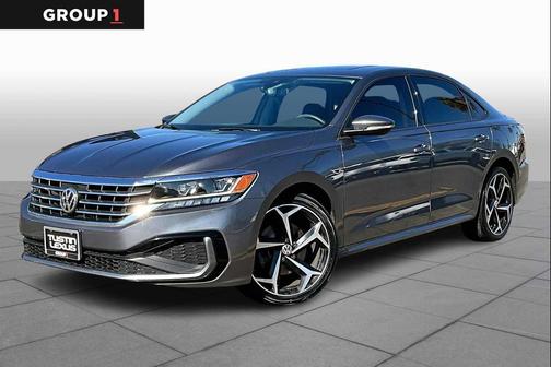 2020 Volkswagen Passat 2.0T R-Line