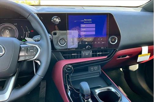 2025 Lexus NX 350h Premium