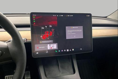 Pearl White Multi-Coat 2023 Tesla Model Y Performance Dual Motor All-Wheel Drive