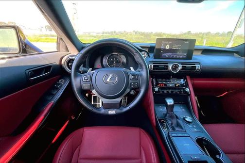 2022 Lexus IS 350 Base