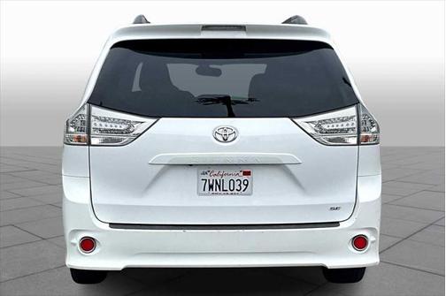 2017 Toyota Sienna SE