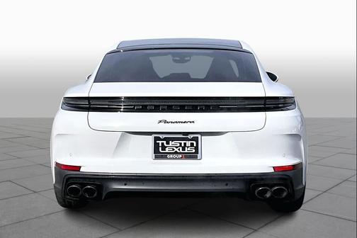 2024 Porsche Panamera Base (PDK)