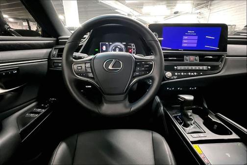 Iridium 2024 Lexus ES 300h Base