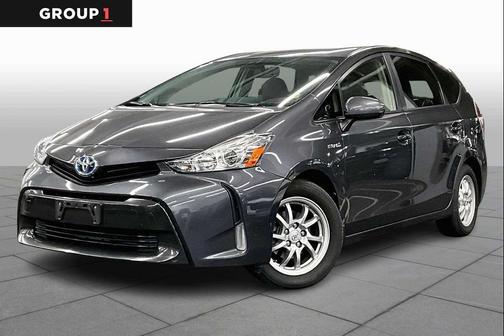 2015 Toyota Prius v Four