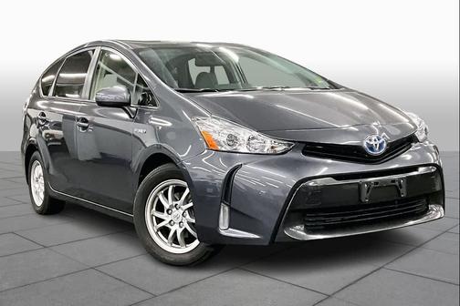 2015 Toyota Prius v Four