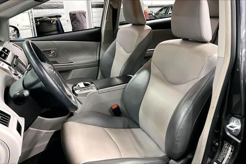 2015 Toyota Prius v Four