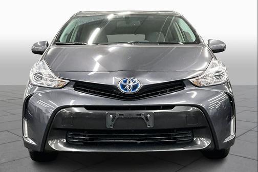 2015 Toyota Prius v Four