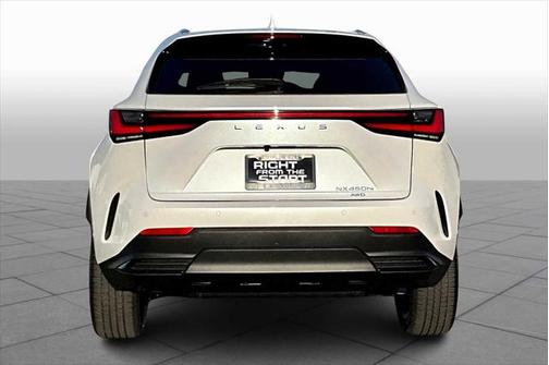 2025 Lexus NX 450h+ Luxury