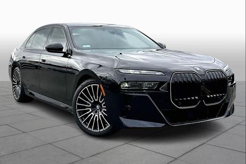 2025 BMW 760 xDrive