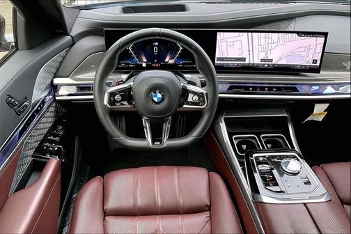 2025 BMW 760 xDrive