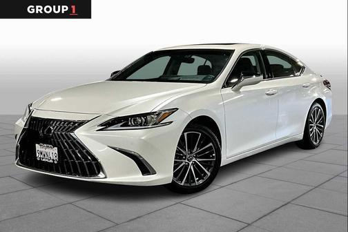 2025 Lexus ES 300h Base