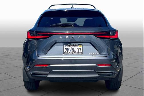2025 Lexus NX 350h Premium