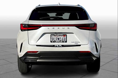 2024 Lexus NX 450h+ Luxury