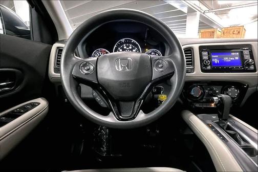 Lunar Silver Metallic 2021 Honda HR-V LX