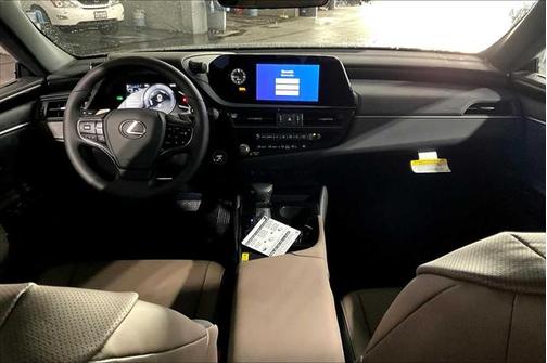 2025 Lexus ES 300h Base