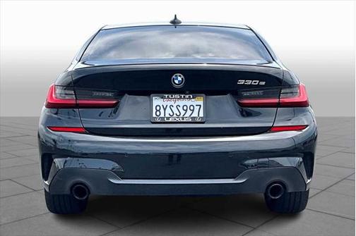 2022 BMW 330e Base