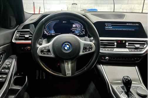 2022 BMW 330e Base