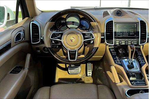 2016 Porsche Cayenne S
