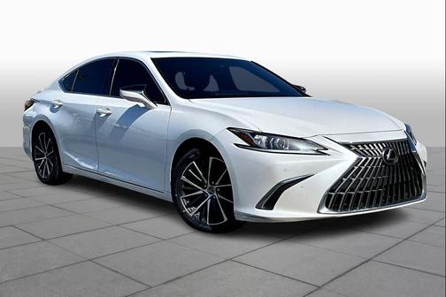 2023 Lexus ES 300h Base