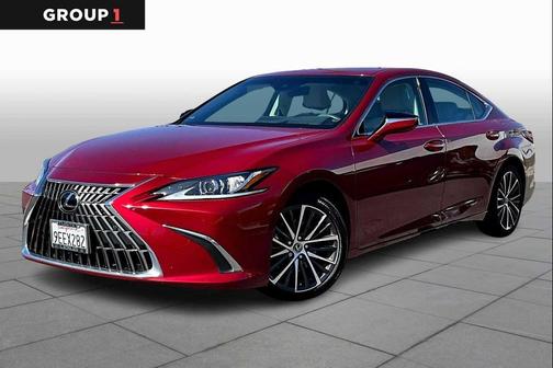 2023 Lexus ES 300h Base