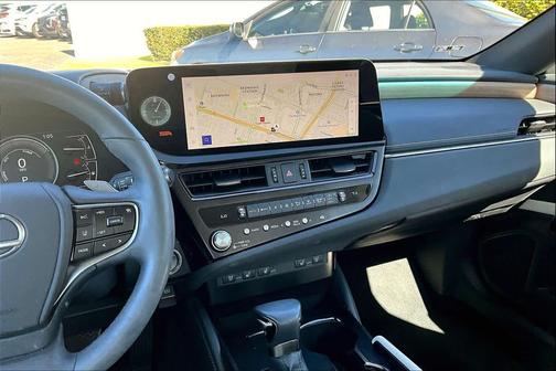 2023 Lexus ES 300h Base