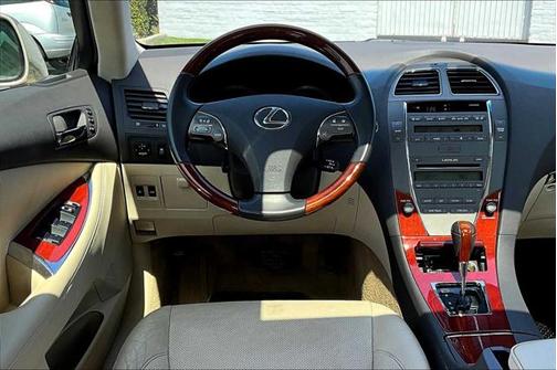 2011 Lexus ES 350 Base