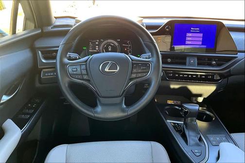 2023 Lexus UX 250h F Sport