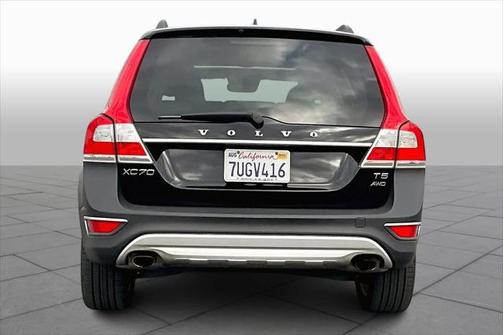2016 Volvo XC70 T5 Platinum