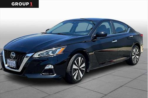 2022 Nissan Altima 2.5 SV
